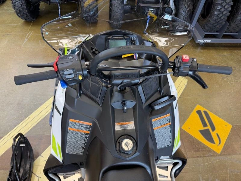 Polaris 550 Voyageur 155 2025 alt