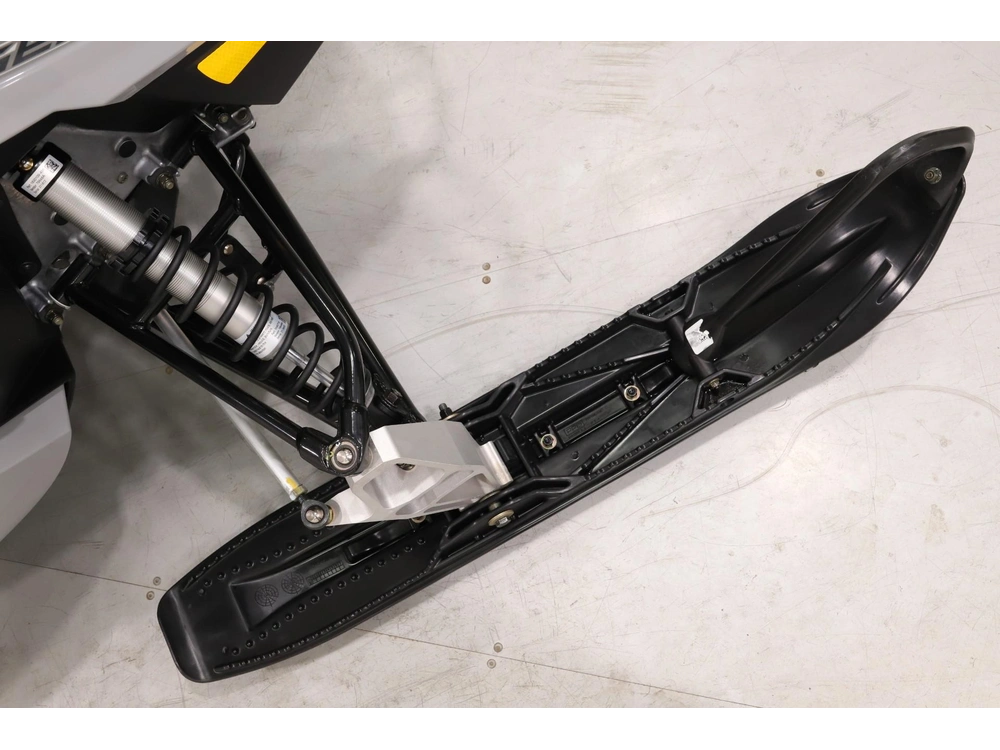 2026 Polaris Indy 550 Voyageur Lxt Es Northstar alt