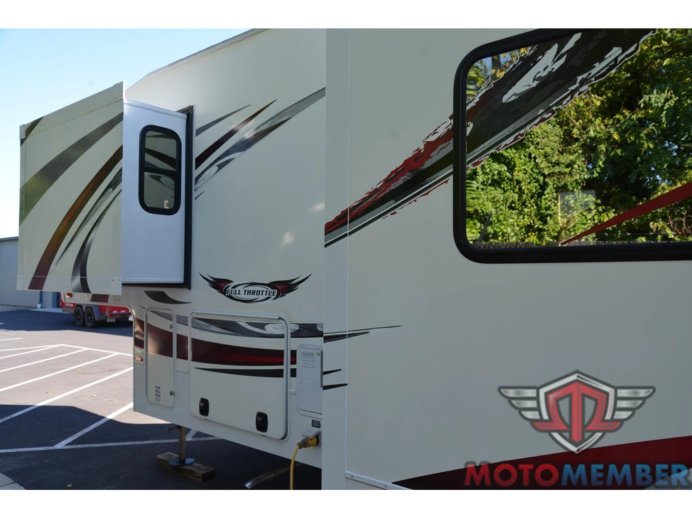 2012 Heartland M-3010 Cyclone Toy Hauler