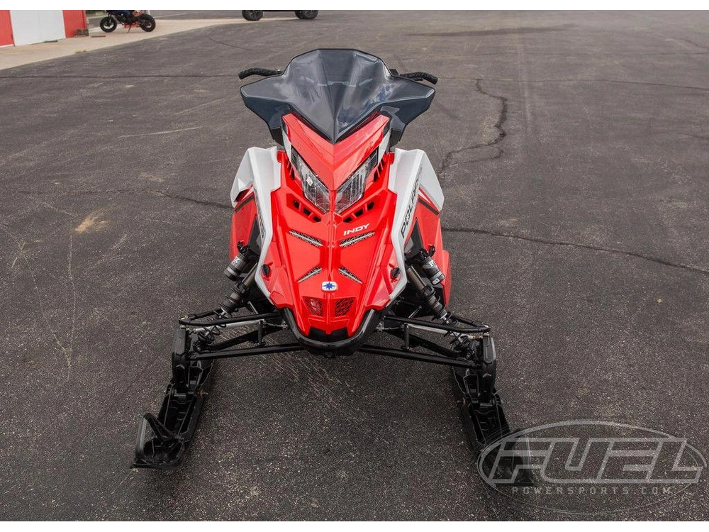 2027 Polaris 850 Indy Xc 137 7s Indy Red / White Lightning / Gloss Black alt