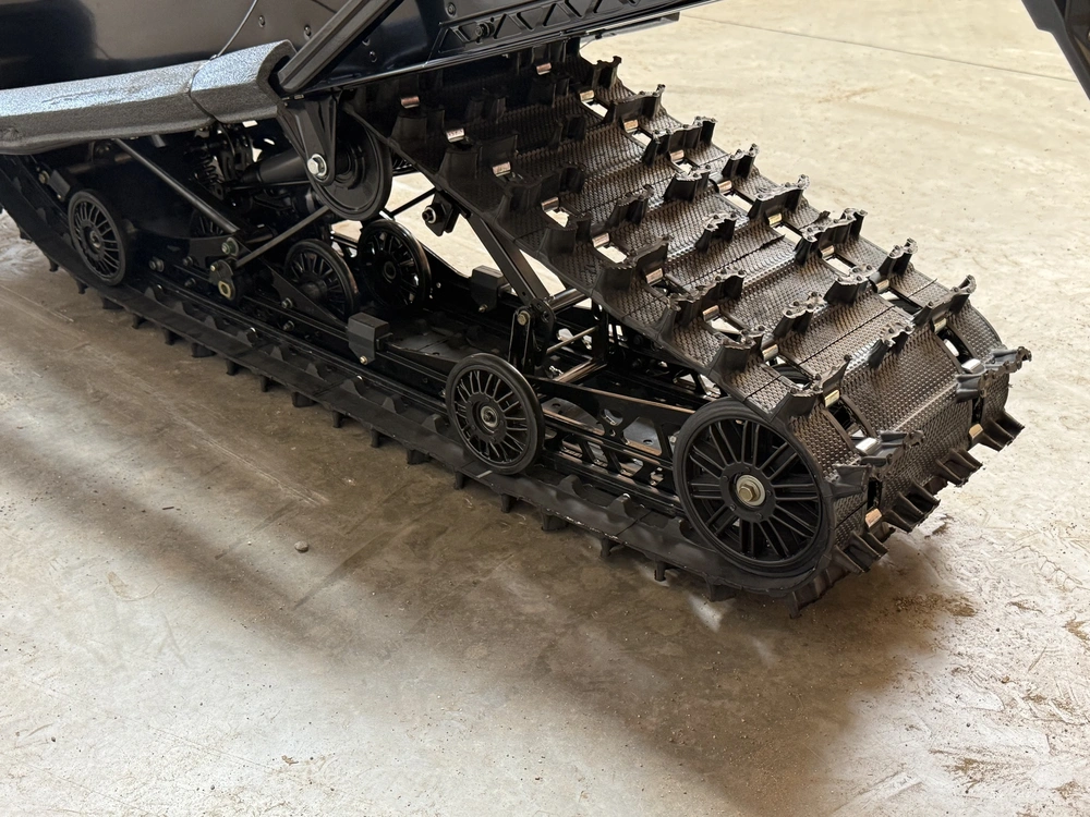 2027 Polaris 650 Switchback Xc 146 1.35 Cobra Track