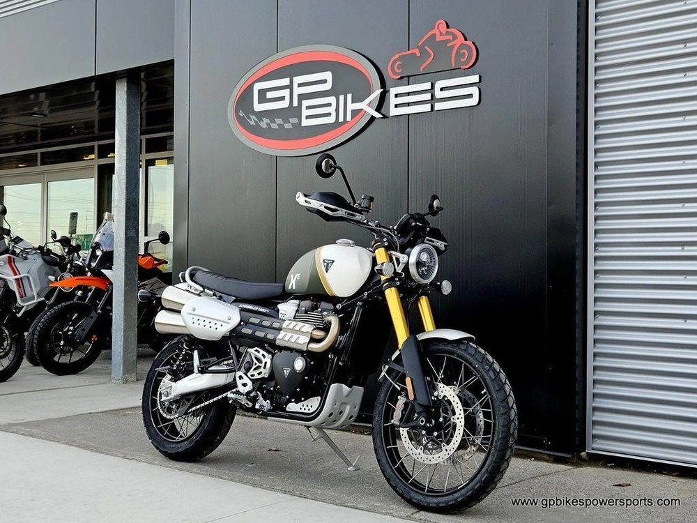 2026 Triumph Scrambler 1200 Xe Matte Khaki Green