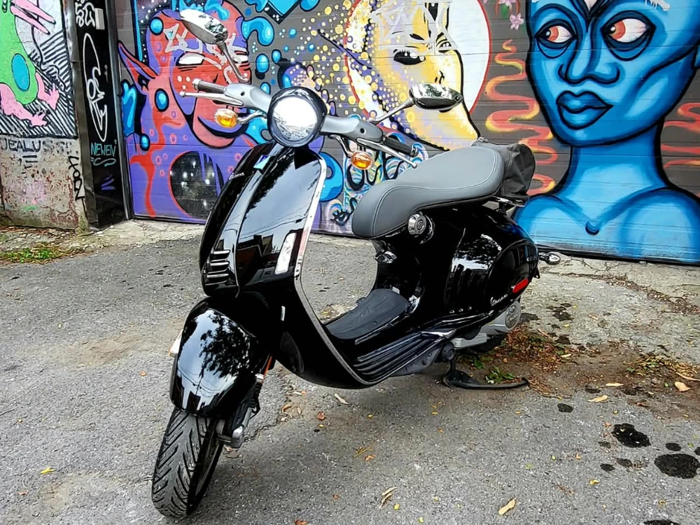 Vespa 946 150cc 2013 alt