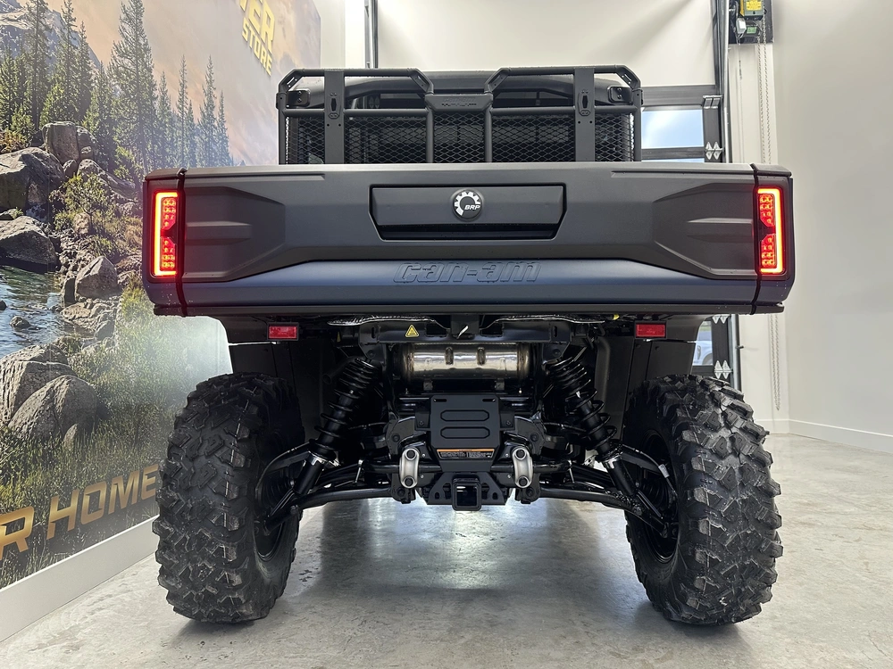 2027 Can-am Defender Limited Cab Hd11 alt