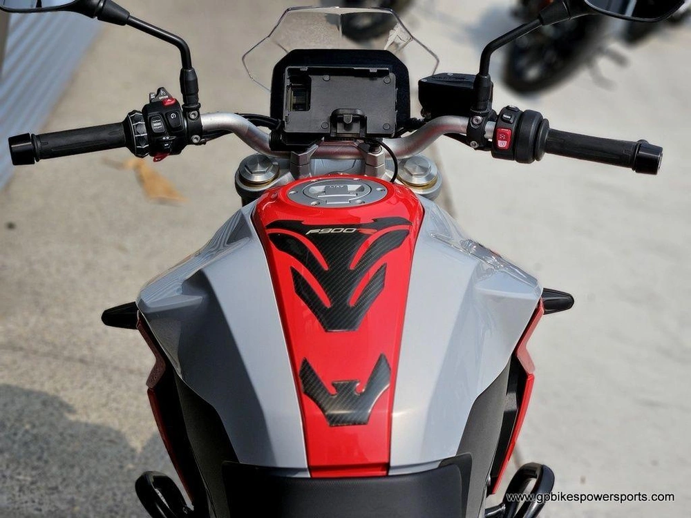2021 Bmw F 900 R Hockenheim Silver Metallic / Racing Red