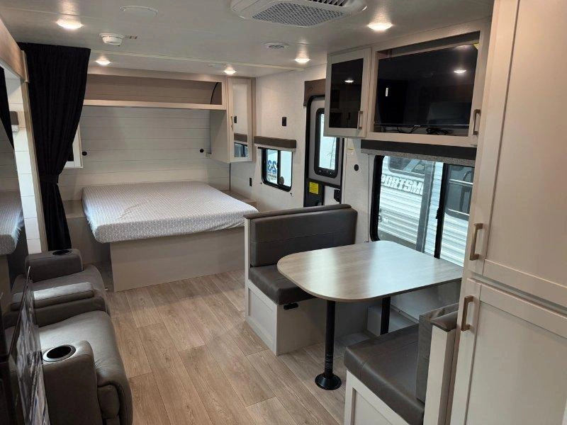 Jayco Jayflight 225mls 2027 alt