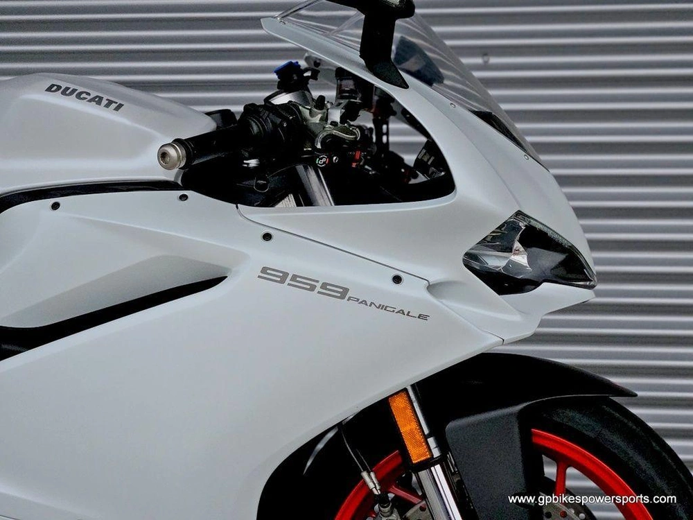 2017 Ducati 959 Panigale Arctic White Silk
