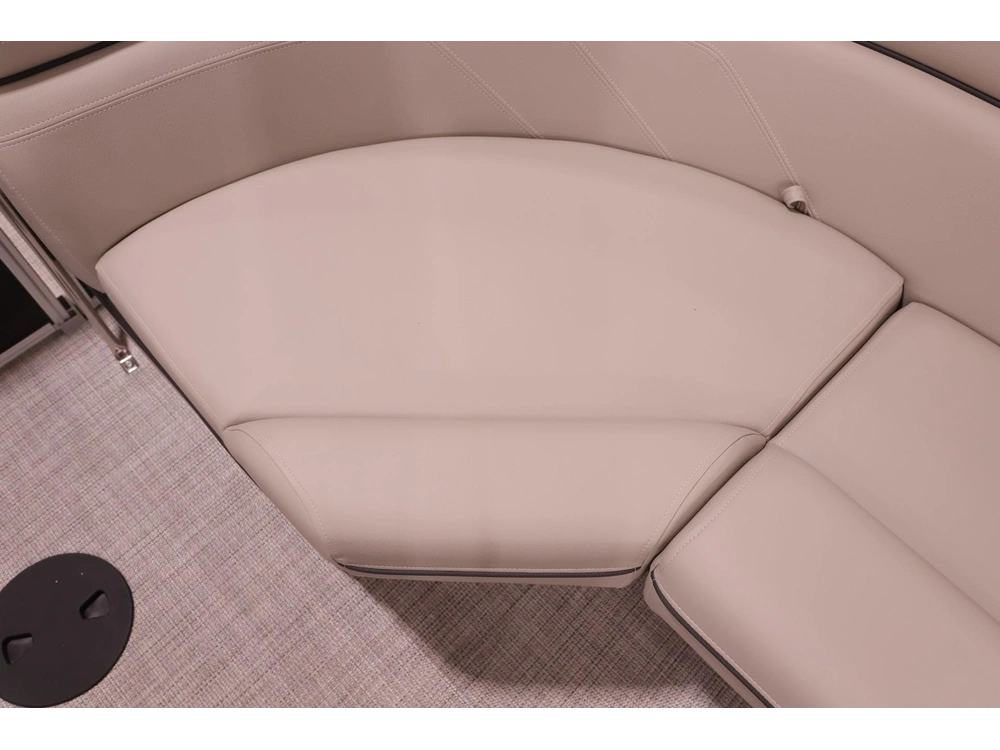 2023 Berkshire 22' Radius Pontoon W/ 90hp - Easy Financing alt