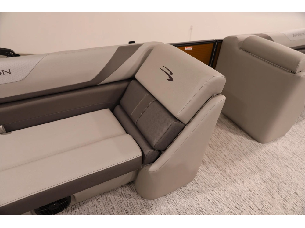 2025 Other 22 Sxlse Cruise Pontoon W/ 90hp Yamaha alt