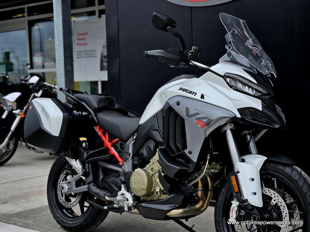 2026 Ducati Multistrada V4 S Travel & Radar Arctic White