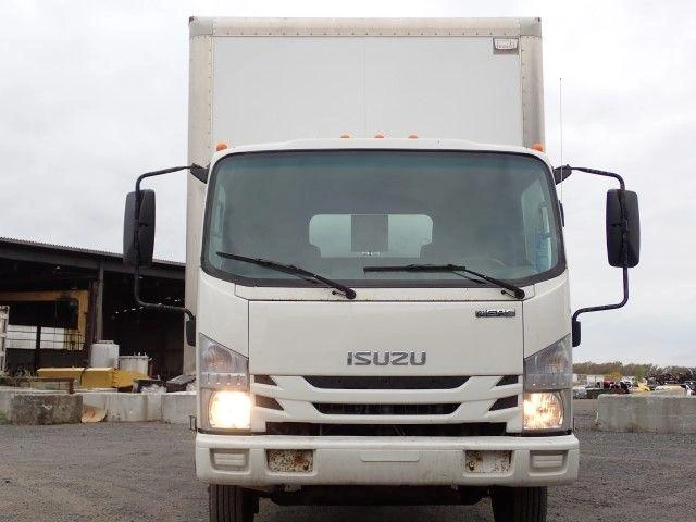 Isuzu Npr 2017