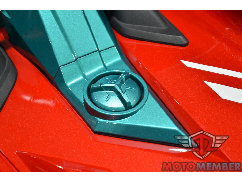 2025 Slingshot 10th Anniversary Autodrive alt
