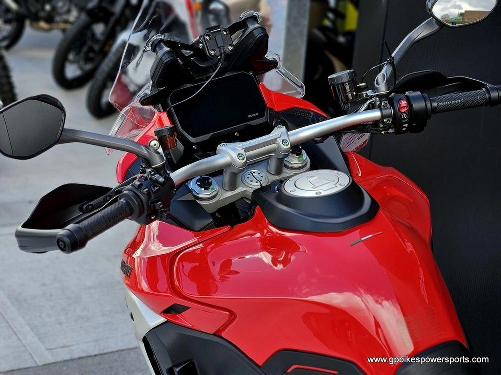 2024 Ducati Multistrada V4 Rally Red