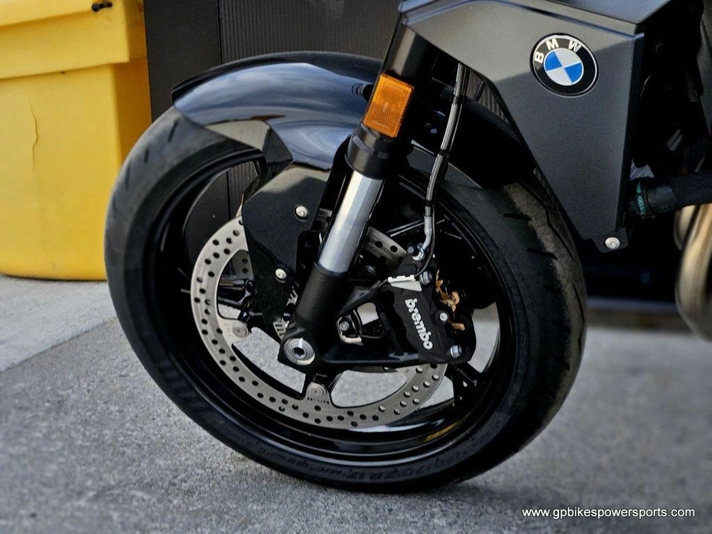 2026 Bmw F 900 R Triple Black