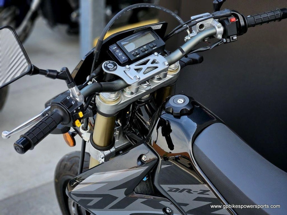2024 Suzuki Dr-z400sm