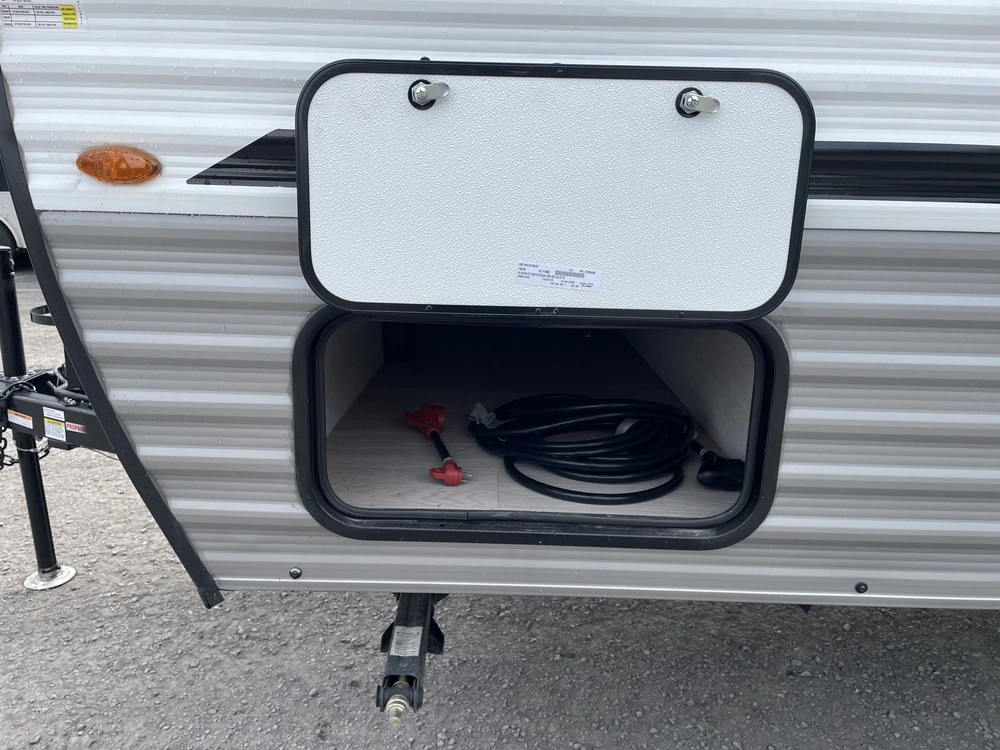 2026 Coachmen Clipper 17fq