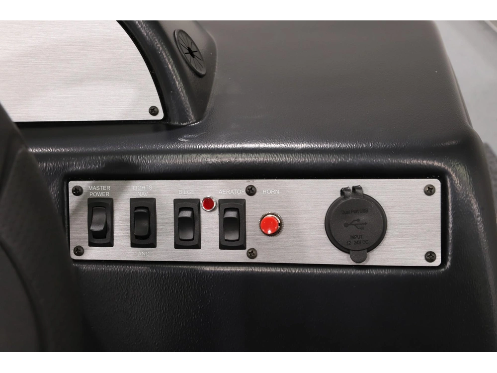 2027 Lund Boat Co 1400 Fury Ss alt