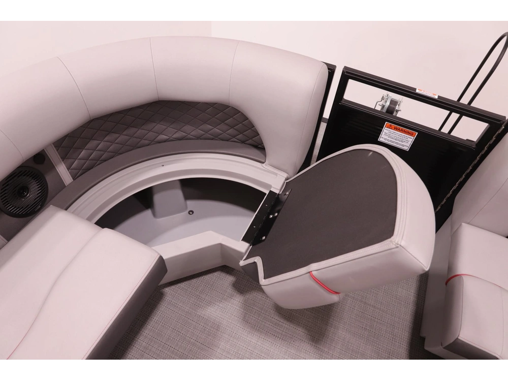 2024 Other 26l Stern Radius Top Deck With Slide alt