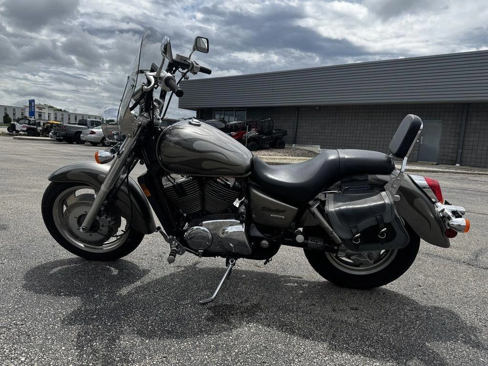 2006 Honda Shadow® Sabre™