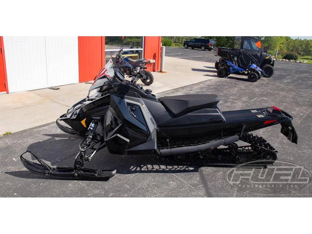 2027 Polaris 850 Switchback Xc 146 1.6 7s Gloss Black alt