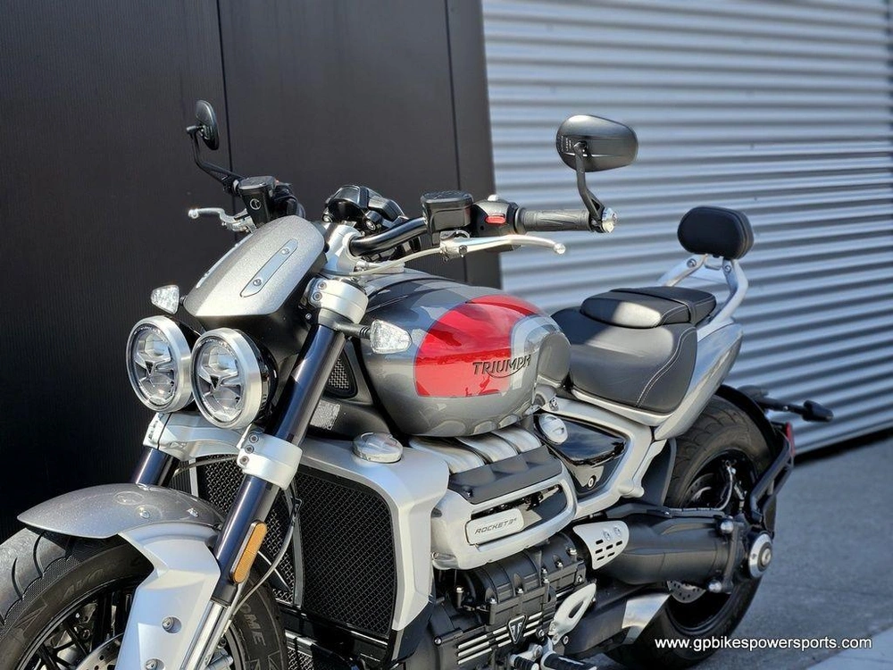 2023 Triumph Rocket 3 R Silver Ice Cranberry Red