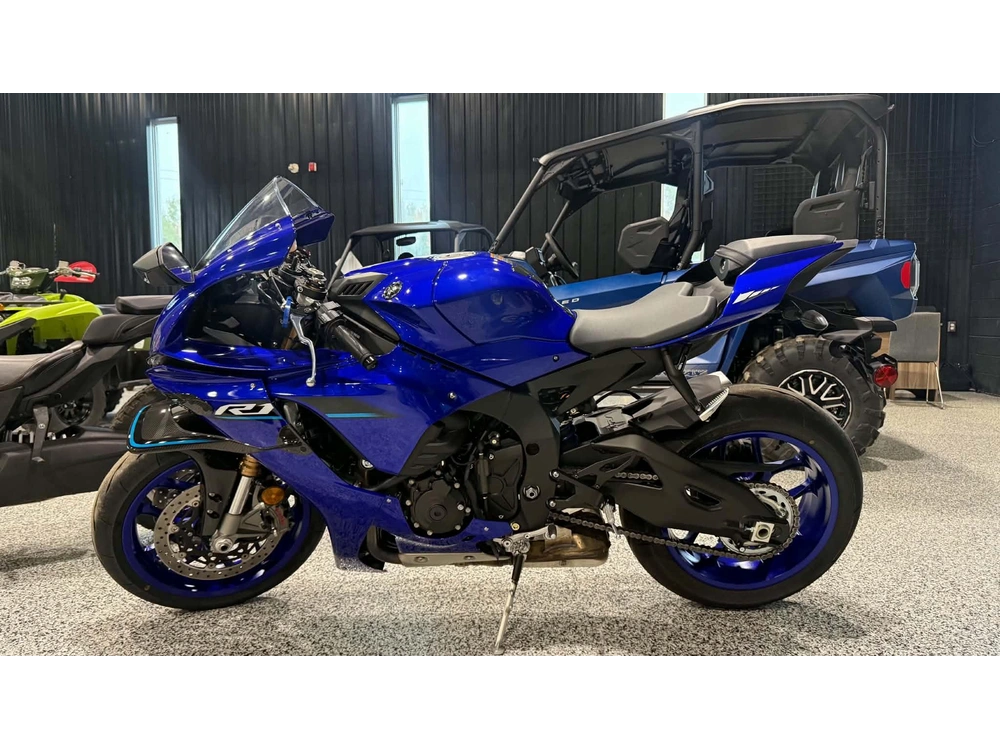 2026 Yamaha Yzr-r1 alt