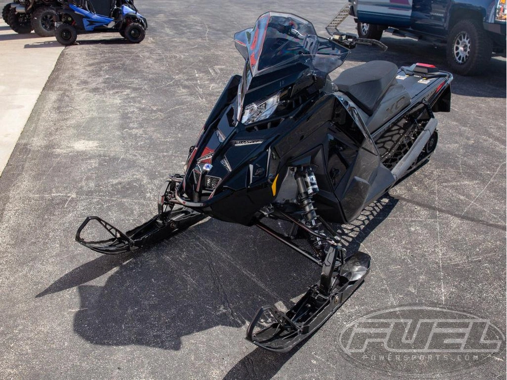 2027 Polaris 850 Switchback Xc 146 1.6 7s Gloss Black alt