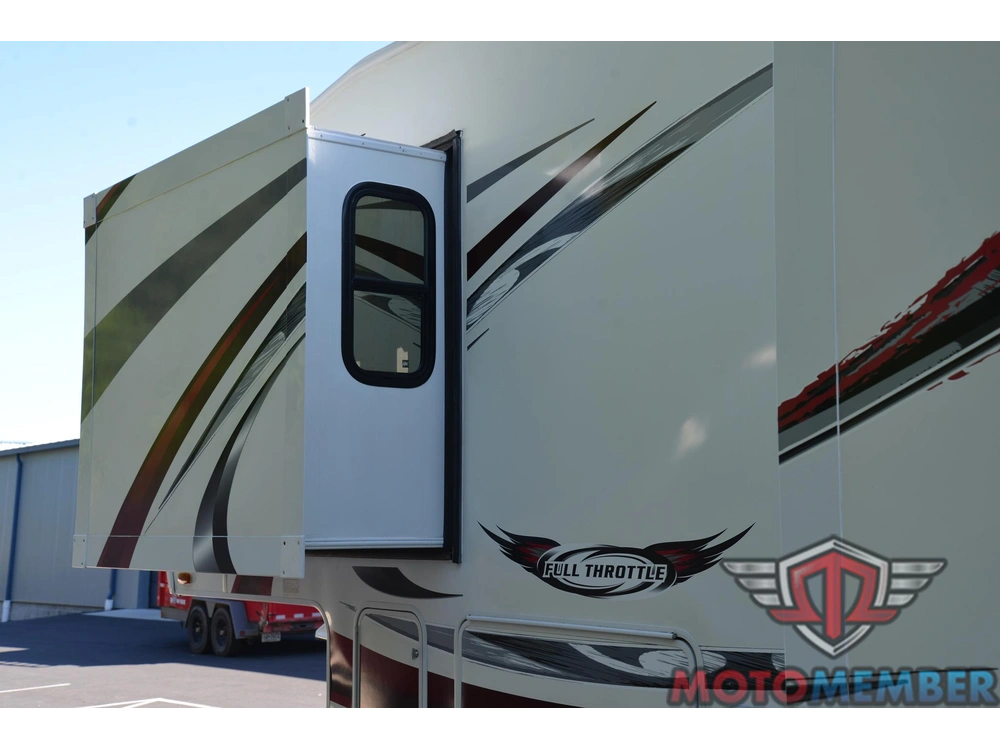 2012 Heartland M-3010 Cyclone Toy Hauler