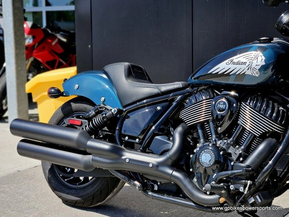 2025 Indian Motorcycle Sport Chief Cascade Green Metallic