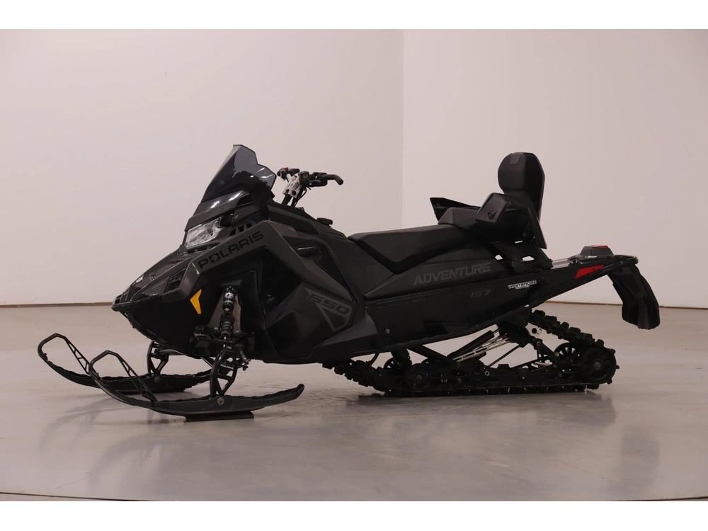 2024 Polaris 650 Indy Adventure 137 alt