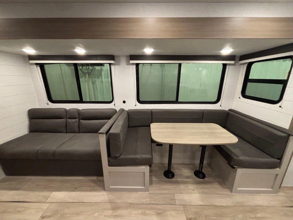 Jayco Jay Flight 335bhs 2027 alt