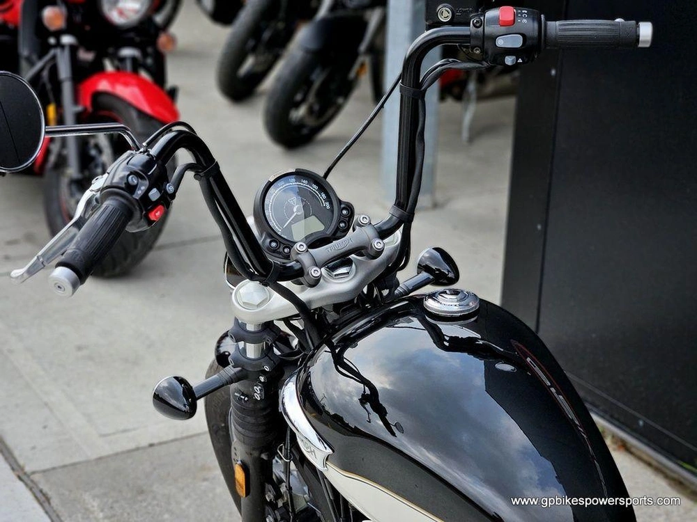 2022 Triumph Bonneville Speedmaster Sapphire Black/fusion White