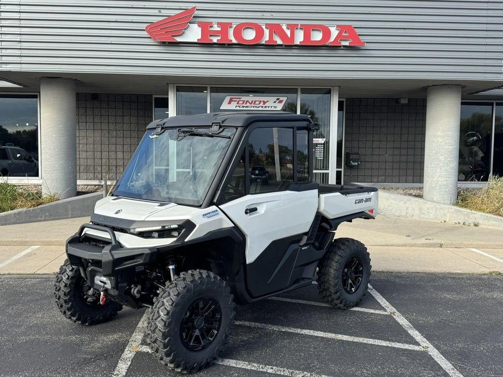 2026 Can-am Defender Limited Hd11