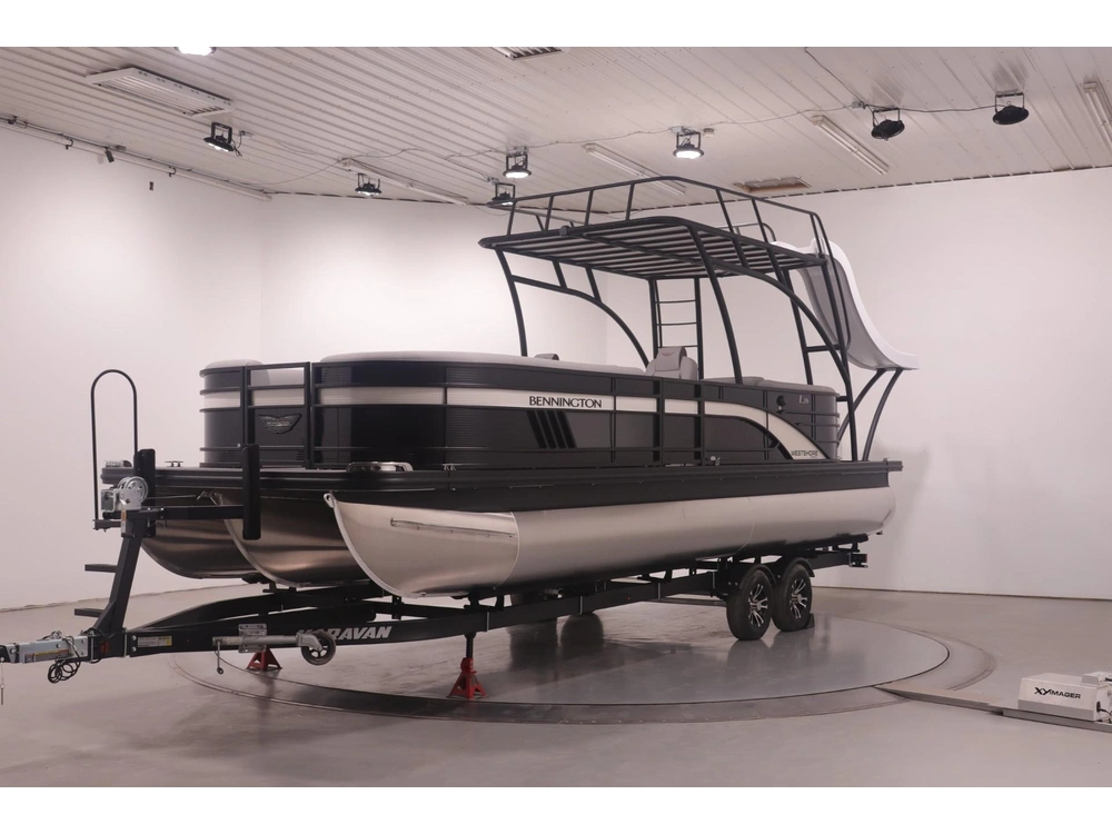 2024 Other 26l Stern Radius Top Deck With Slide alt