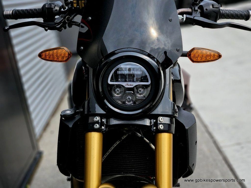 2019 Indian Motorcycle Ftr™ 1200 S Titanium Metallic Over Thunder Black Pearl