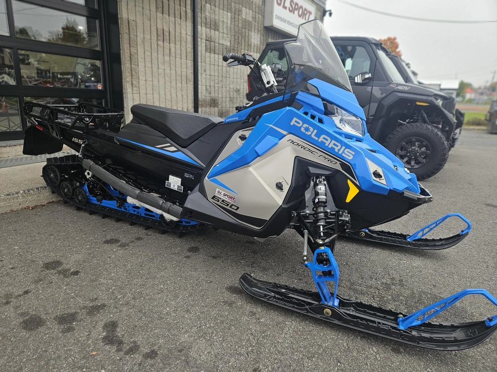 Polaris 650 Voyageur Nordic Pro 155 2027 alt