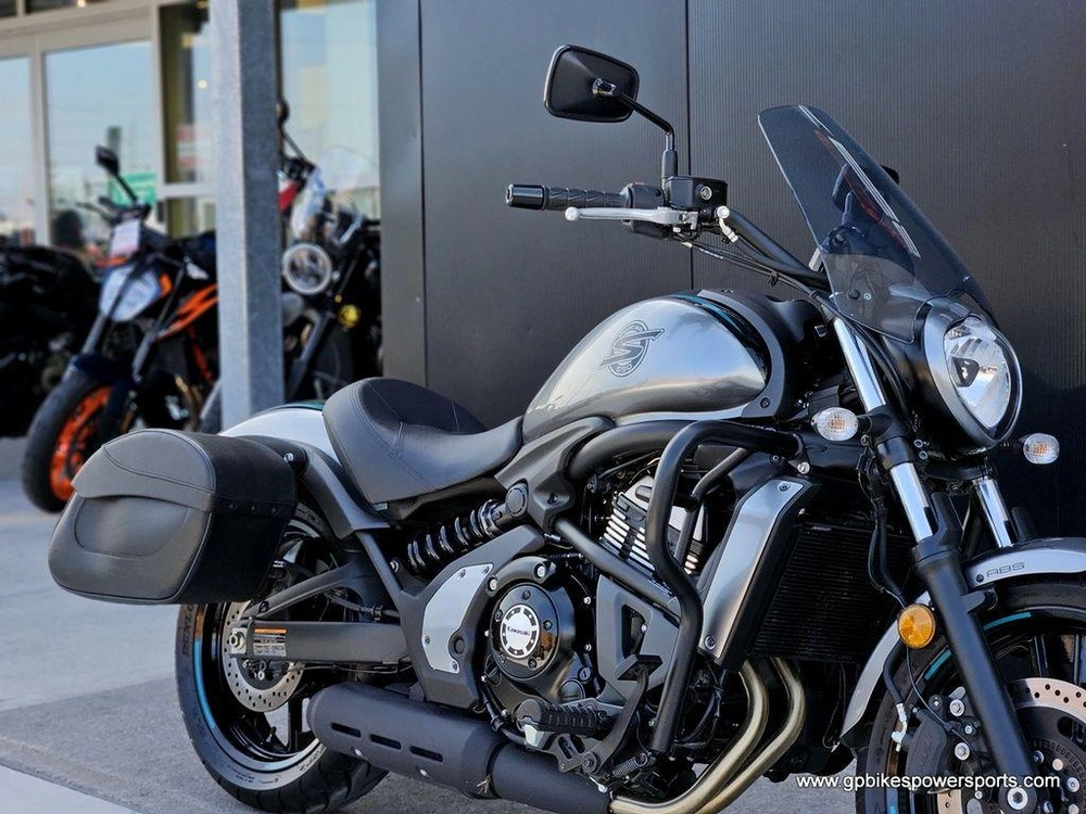 2025 Kawasaki Vulcan S Cafe