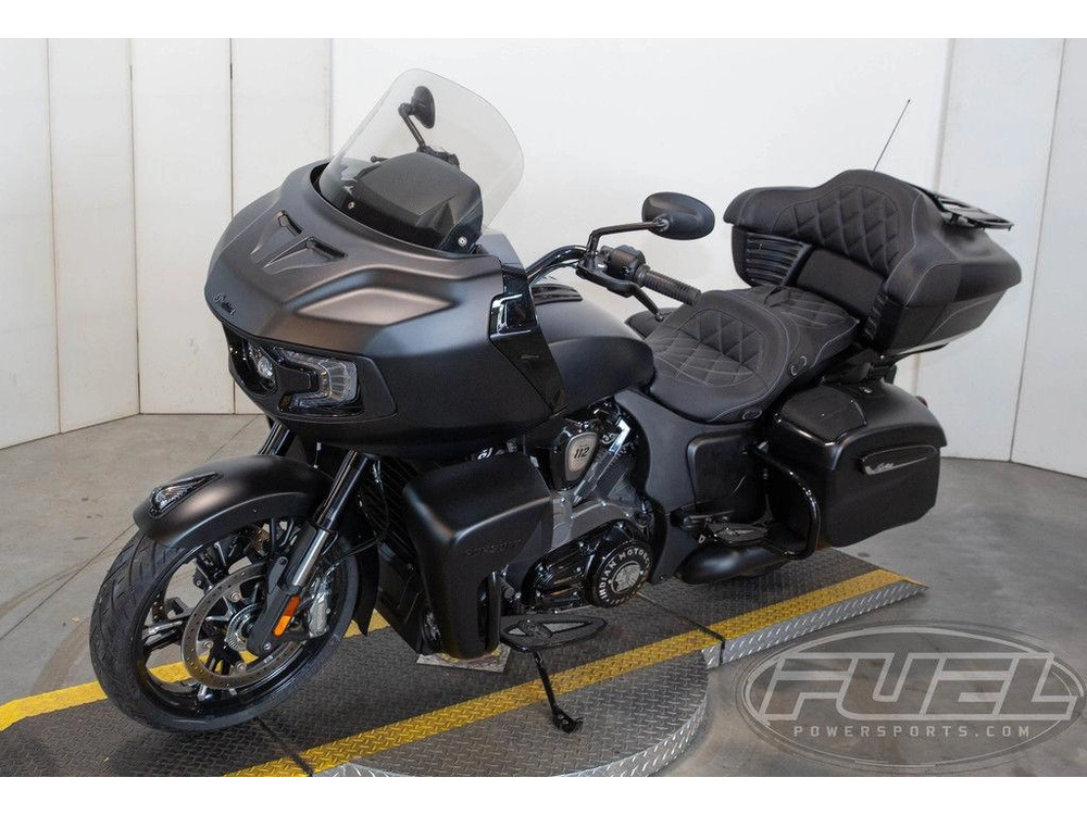 2025 Indian Motorcycle Pursuit® Dark Horse® 112 W/powerband Audio Black Smoke alt