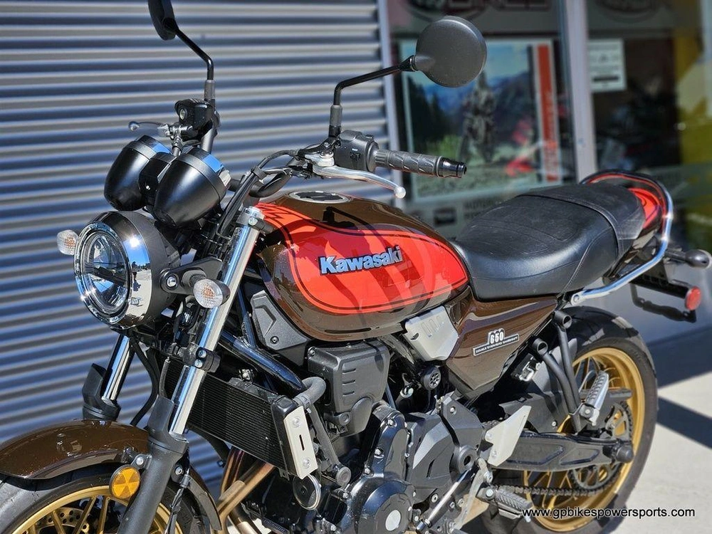 2022 Kawasaki Z650rs 50th Anniversary