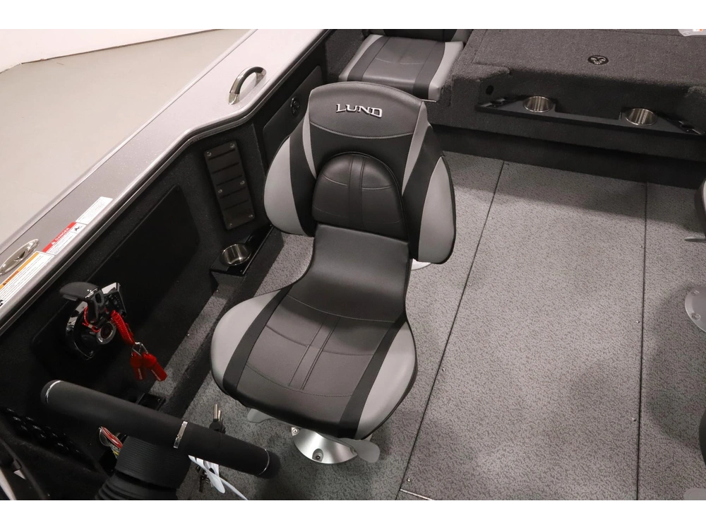 2026 Lund Boat Co 1875 Pro V Sport alt