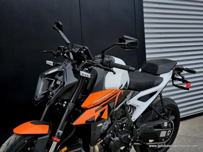 2027 KTM 990 Duke