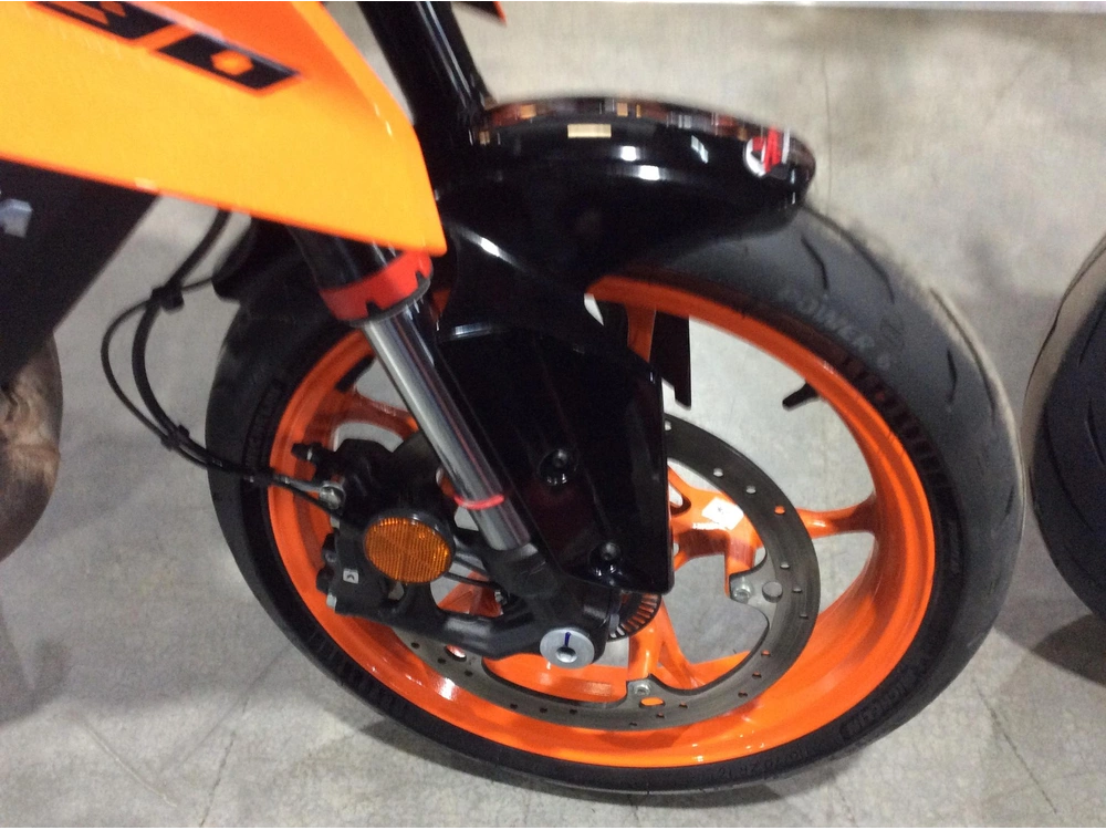 Ktm 390 Duke 2024 alt