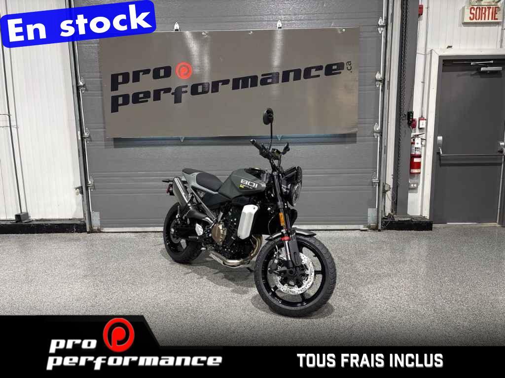 2027 Husqvarna Svartpilen 801
