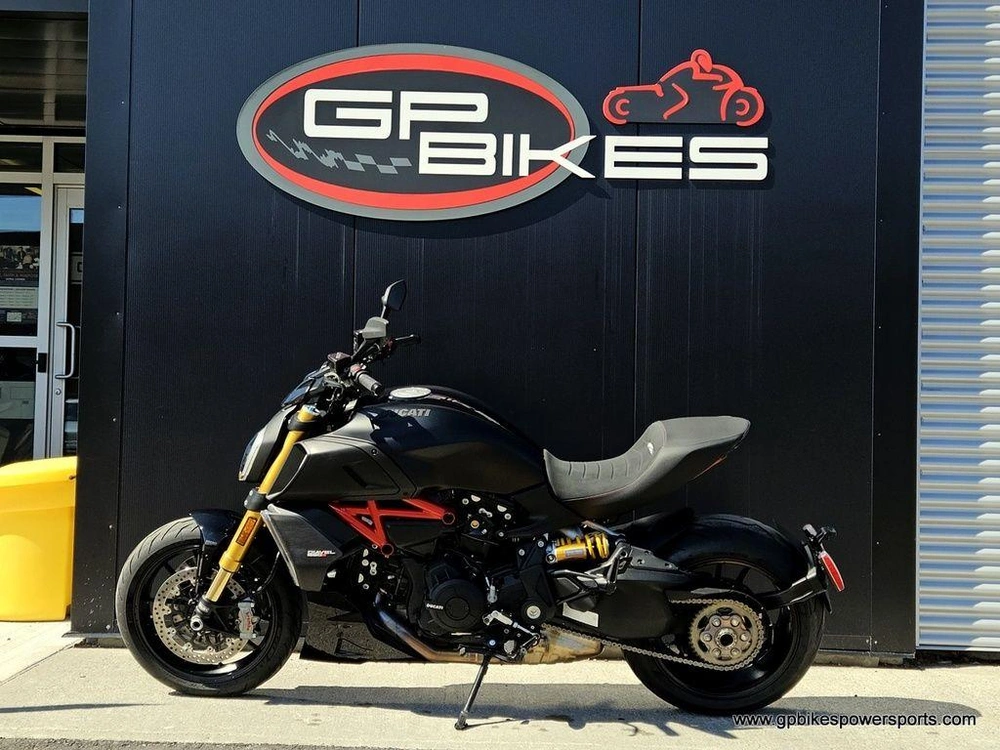 2022 Ducati Diavel 1260 S Total Black