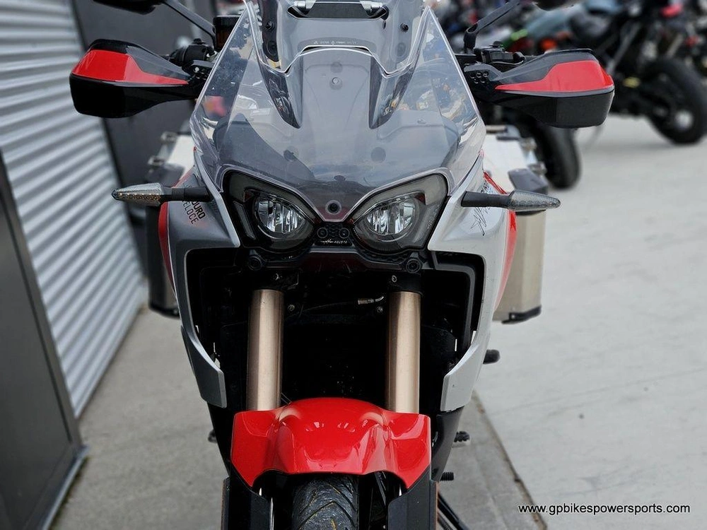 2024 Mv Agusta Enduro Veloce