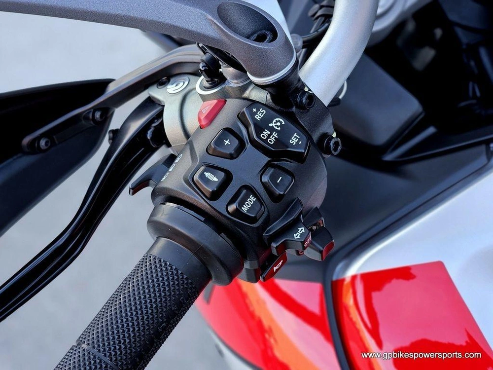 2025 Ducati Multistrada V4 Rally Travel & Radar Spoked Demo