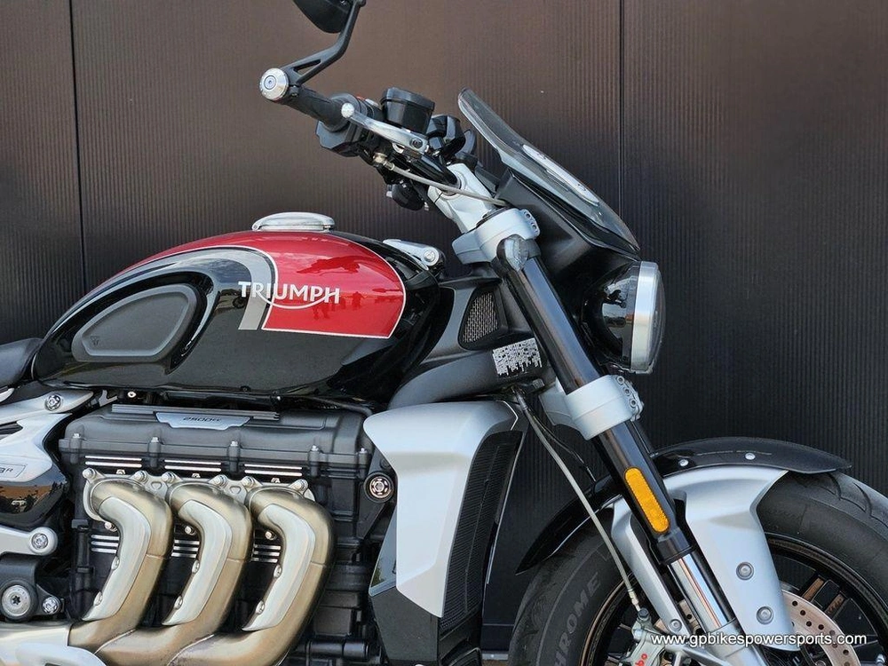 2024 Triumph Rocket 3 R Sapphire Black/carnival Red/silver Ice