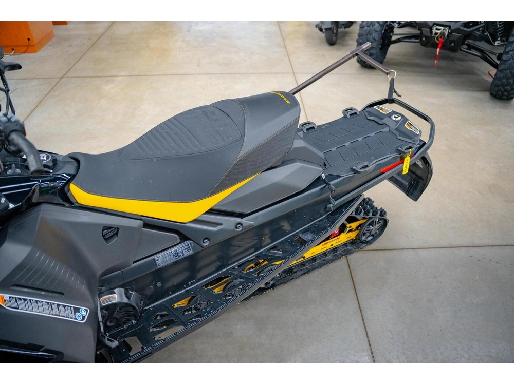 2023 Ski-doo Renegade® Enduro™ Rotax® 850 E-tec Yellow alt