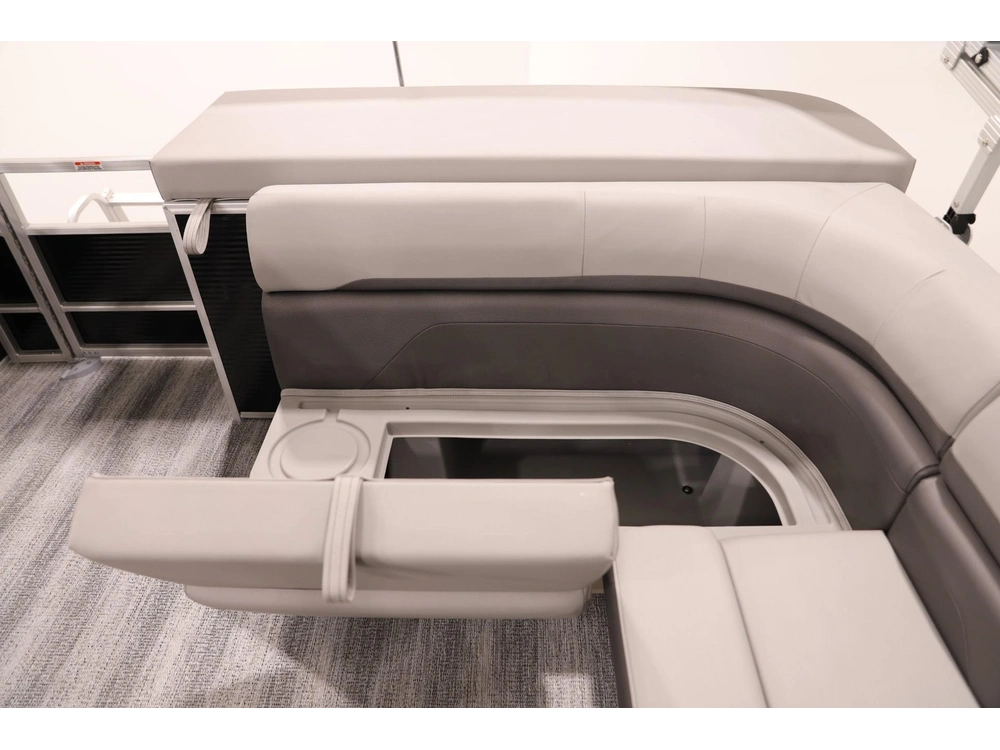 2025 Other 18 S Cruise Pontoon alt