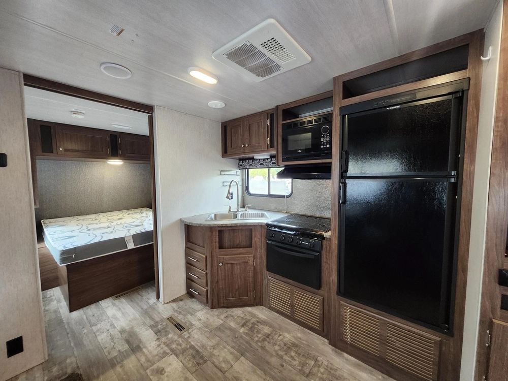 Heartland Rv Pioneer 271 Rb 2018